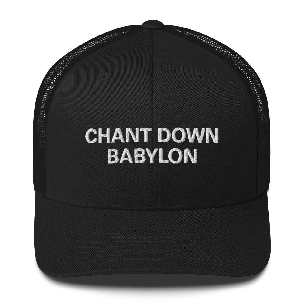 Rastafari hat with Chant Down Babylon embroidered across the front. Trucker style hat in black, great for vacation or Reggae Festival.